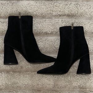 Steve Madden used Elegant Black Ankle Pointy Boots in good condition size 10M